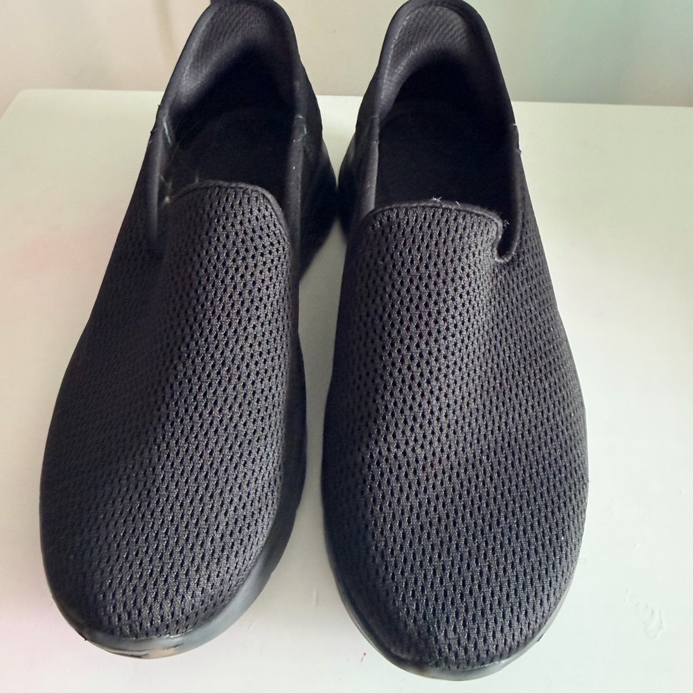 Women's Black Mesh Slip-On Sneakers